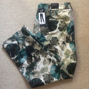 Larry Levine Watercolor Ankle Pants NWT sz 14